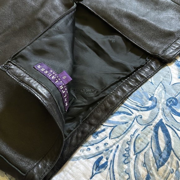 Buttery soft excellent condition black 100% leather.  Size 8. Purple label. - Picture 6 of 9